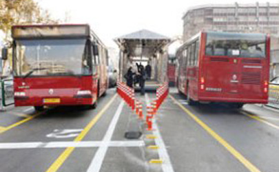 لکه گیری مکانیزه آسفالت خطوط اتوبوس های تندرو خیابان آزادی 