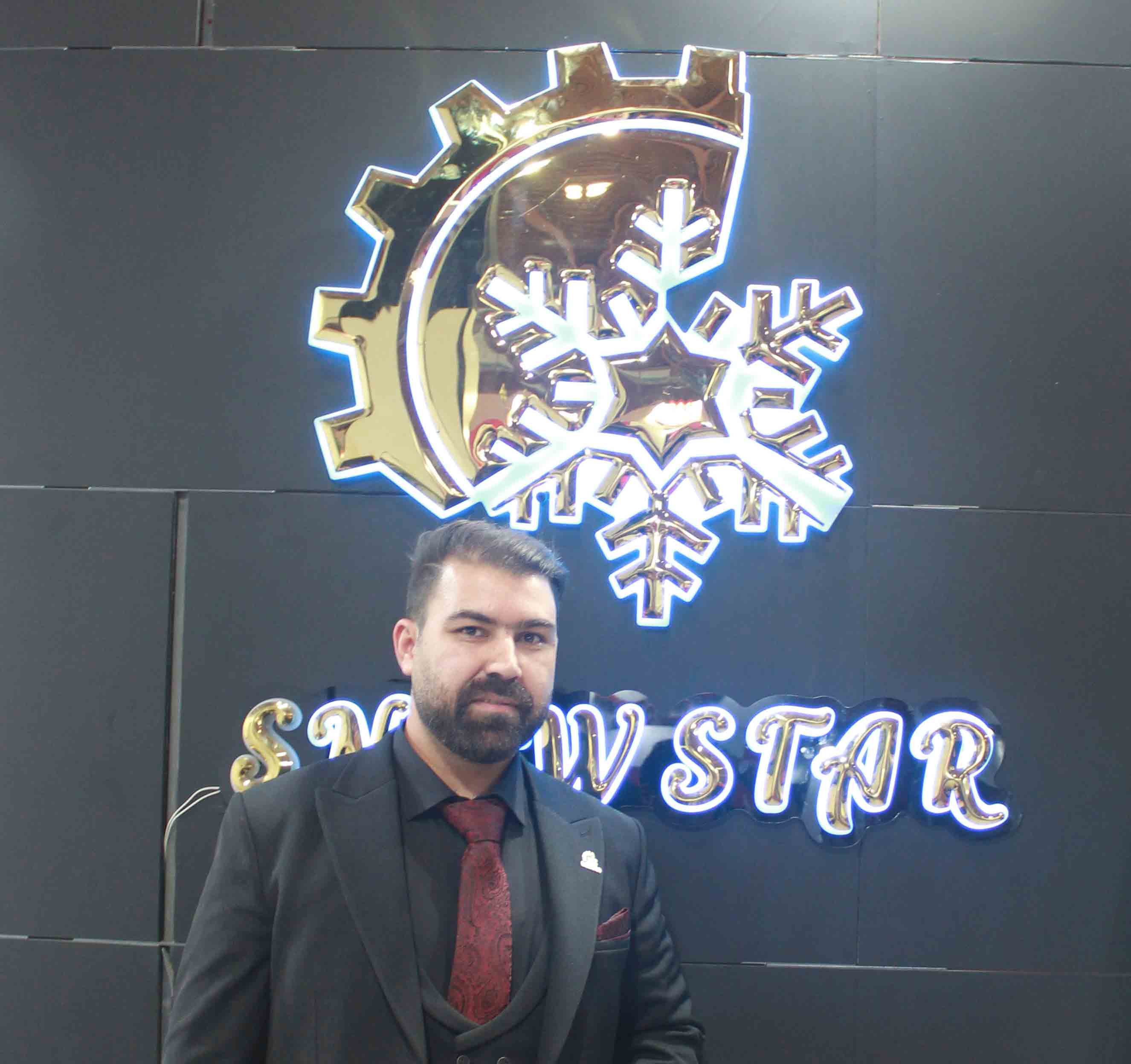 اسنواستار (Snowstar) تولید کننده بهترین انواع یخچال و فریزرهای کلاسیک با طراحی جدید و نورپردازی مدرن می باشد/ محصولات شرکت اسنواستار 18 ماه خدمات پس ازفروش و گارانتی کار دارند  