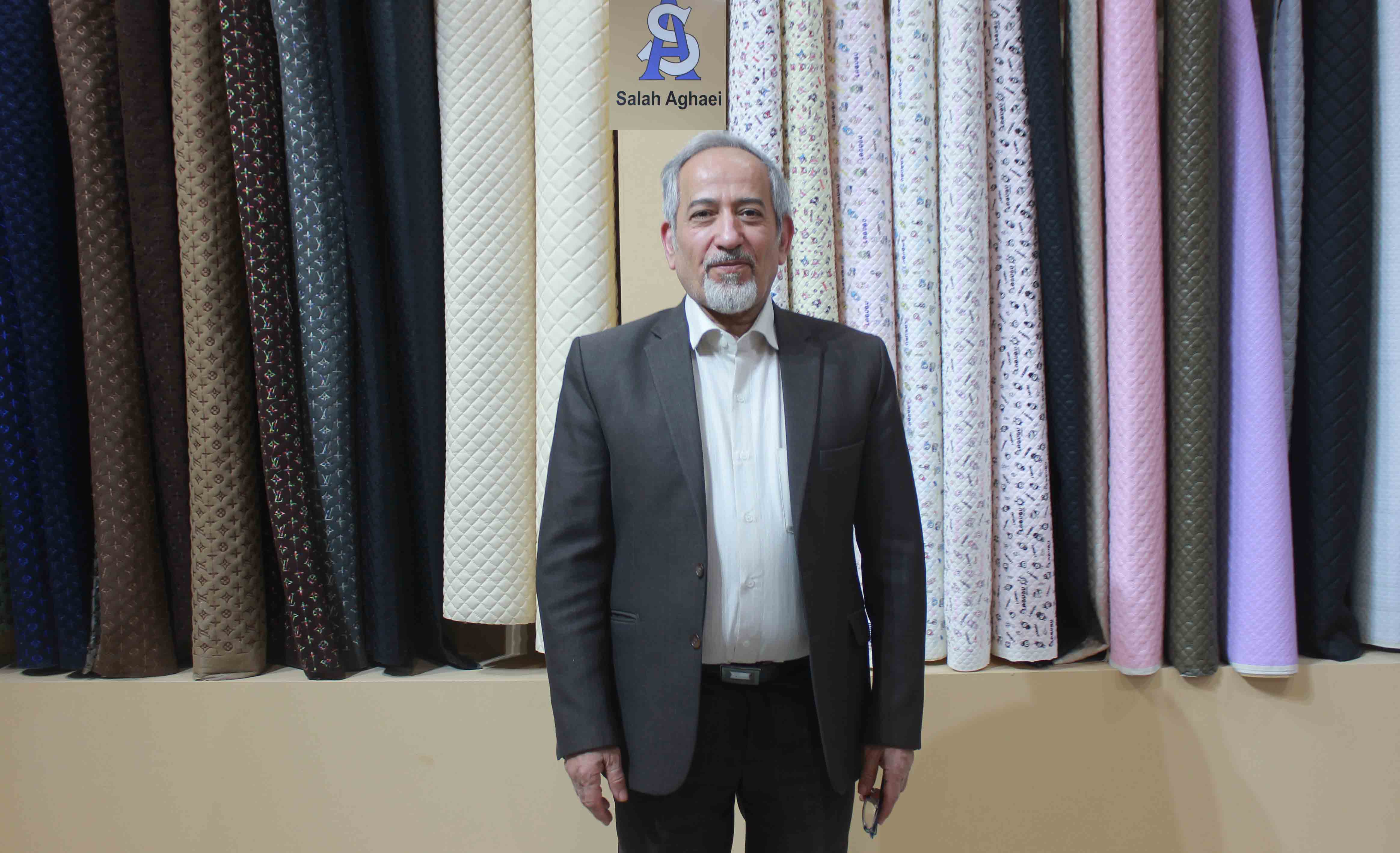 شرکت گلدوزی طاقه ای صلاح تولید اختصاصی گلدوزی بر روی کیف و کفش چرم مصنوعی است / کیفیت برگزاری اولین نمایشگاه مواد اولیه،ماشین آلات،تکنولوژی و صنایع وابسته کفش خوب نیست 