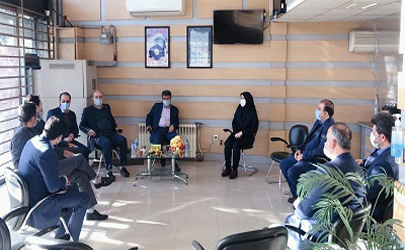 قدردان زحمات کارکنان بانک سینا هستم 