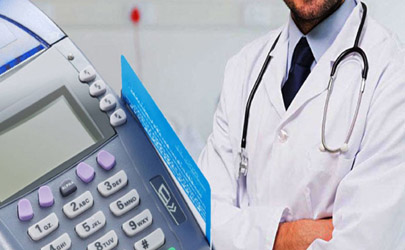 نداشتن کارتخوان در مطب پزشکان، مصداق فرار مالیاتی و تخلف بوده و جرم محسوب می‌شود