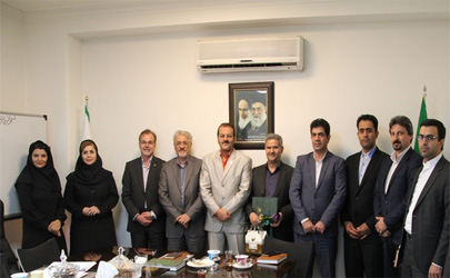 نشست صمیمی عضو هیأت‌مدیره پست‌بانک‌ با کارکنان اداره‌کل بازاریابی