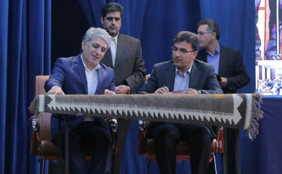 امضای تفاهمنامه ۴۵۰۰ میلیارد تومانی ۱۱ بانک کشور و استانداری سمنان در حضور رییس جمهور