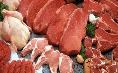 جزئیات توزیع مرغ منجمد و گوشت قرمز در بازار/ توزیع گوشت گرم گوساله وارداتی از شنبه