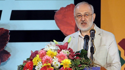۴۰ ویژگی شخصیتی امام(ره) از زبان رهبر معظم انقلاب
