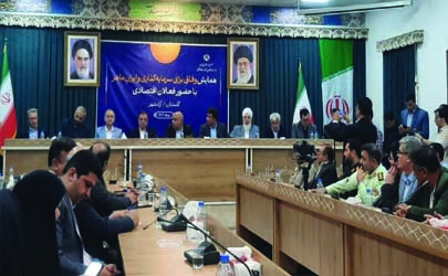 میدری در میان فعالان اقتصادی و کارگران گنبد تاکید کرد: باید برای بهبود شرایط و امنیت کارگران در صنعت معدن تلاش بیشتری شود 