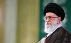 نباید با تقسیم کردن مردم کار بزرگ ملت در انتخابات را خراب کرد/ آمریکا خود تروریست و تروریست‌پرور است/ مسئولان باید با دشمن خارجی و عوامل داخلی او فاصله‌گذاری جدی کنند 