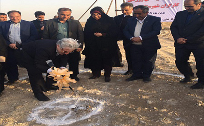 عملیات احداث مجموعه ورزشى کارگران دیر با حضور دکتر نوربخش آغاز شد