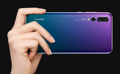 چطور رنگ شفق قطبی برای گوشی های Huawei P20 در نظر گرفته شد