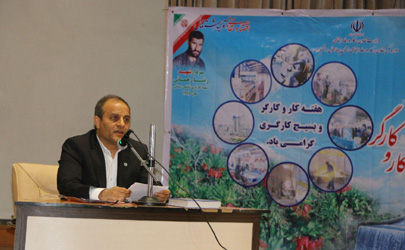 کارگران از محورهای اصلی توسعه کشور به شمار می‌آیند
