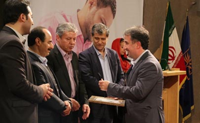 پژوهشگاه صنعت نفت موفق به كسب گواهينامه بالندگي مديريت دانش شد