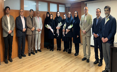تجلیل مدیرعامل شرکت آتیه سازان حافظ از همکاران ماما
