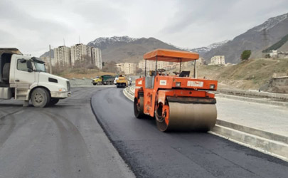 ۴۵ هزار تن آسفالت تا پایان سال در محورهای عبوری شمال تهران پخش می شود 