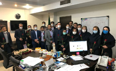 تقدیر از همکاران معاونت مالی و سرمایه گذاری بیمه آرمان در روز حسابدار