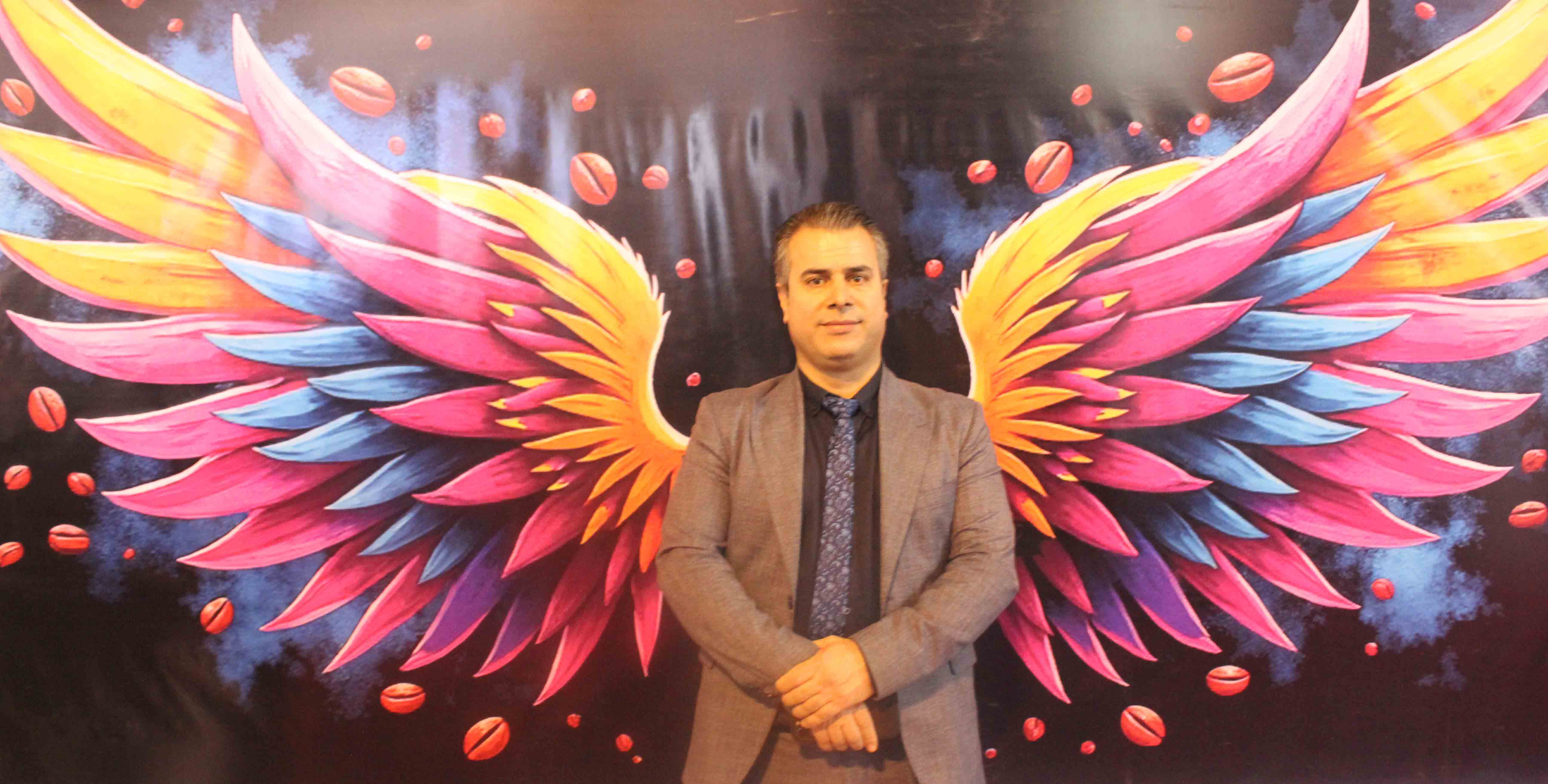 بیش از2500 واحد غیرمجاز که هیچ مجوز صنفی یا بهداشتی مرتبط با قهوه ندارند شناسایی شده‌اند/ فروش قهوه به عنوان حرفه‌ای تخصصی تنها کافه‌ها ومراکز دارای پروانه کسب وبهداشت مجازاست