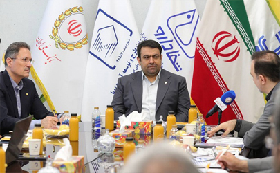 نجارزاده در بازدید از شرکت داروسازی جابربن‌حیان: الزام تأمین دارو براساس نیازهای مردم با سرمایه‌گذاری در بخش نوآوری/ شرکت شفادارو سهم بازار خود را افزایش دهد 