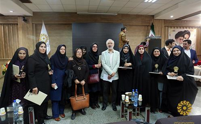 تقدیر از 4 کتابدار و یک کارشناس تهرانی بعنوان برگزیده «سومین دوره نظام جامع تشویق کارکنان نهاد