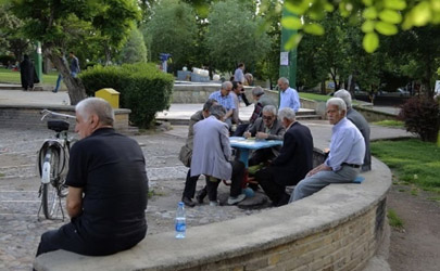 تحقق مطالبه ۱۰ ساله بازنشستگان برای متناسب‌سازی حقوق