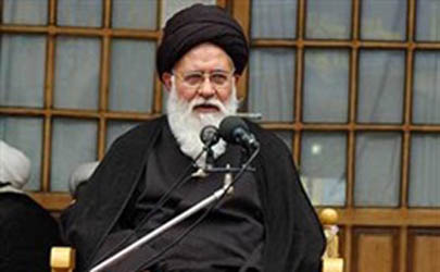 موسوی و کروبی باید بازجویی شوند/احمدی نژاد، مقابل ولایت ایستاد و سقوط کرد