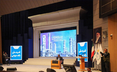 حضور فعال بانک ملی ایران در نمایشگاه ایران پتروکم با محور توسعه همکاری‌های بانکی و صنعتی / امضای تفاهم‌نامه با «پالایش نفت آفتاب» و «هیربد نیرو» 