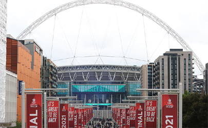 ساینیج LED جدید و چشم‌گیر ال جی در استادیوم Wembley لندن برای استقبال از بازگشت تماشاگران 