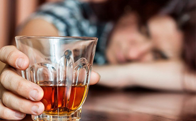 نوشیدن الکل مرگبار ۲۸ قربانی گرفت