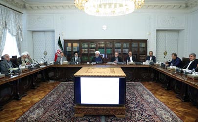 پرداخت ۱۰۰ درصدی حقوق، عیدی و مزایای کارکنان بازنشستگان کشوری / بررسی راه های جدید افزایش درآمد و صرفه جویی در بودجه  