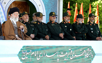 دشمنان بدانند اگر به فکر تعرض به ایران بیفتند، با واکنش سختی مواجه خواهند شد/ کاندیداها مراقب باشند طراحی نیمه‌کاره دشمن را تکمیل نکنند/هر کس بخواهد امنیت انتخابات را برهم بزند قطعاً سیلی خواهد خورد