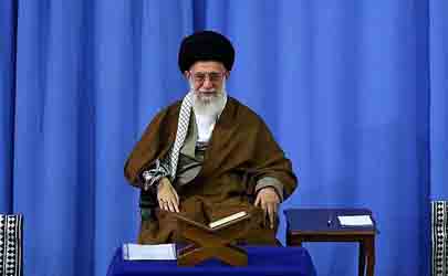 حنجره‌ای که در جهت اختلاف‌افکنی کار کند، بلندگوی دشمن است/ نسخه علاج مشکلات، تسلیم در برابر قرآن و تسلیم نشدن در برابر تحمیل‌های جاهلیت مدرن است