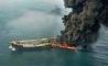 نفتکش ایرانی پس از 6 روز همچنان در آتش می‌سوزد/تقویت احتمال انفجار و غرق شدن با سرریز نفت از روی کشتی