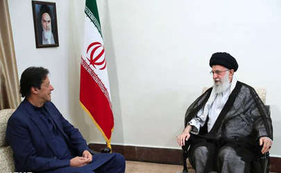 نگاه جمهوری اسلامی ایران به پاکستان نگاه به یک برادر در همسایگی است/ ما انگیزه‌ای برای دشمنی با این کشورها نداریم /ایران آغازگر هیچ جنگی نبوده / ایران از مدتها قبل طرحی چهار ماده‌ای برای پایان جنگ یمن داده است