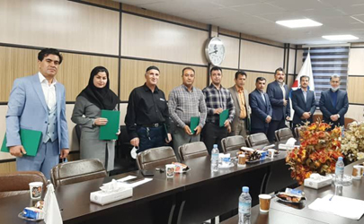 تقدیر از نمایندگان برتر شعبه ایلام بیمه دانا