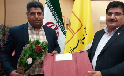 برنده۵۰۰ میلیون ریالی طرح کیان بانک پارسیان در شعبه زابل تجلیل شد