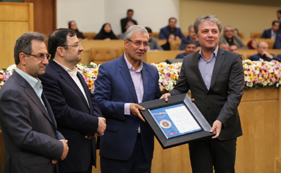 بیمه «ما»نشان برنزین نخستین همایش مسئولیت اجتماعی کشور رادریافت کرد+تصاویر