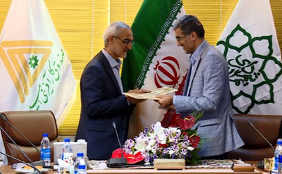 پورسیدی: هدف ماتوسعه ونوسازی حمل‌ونقل عمومی، خرید موتوربرقی، نصب فیلتر دوده برای ناوگان دیزلی شهر و توسعه دوچرخه‌سواری است/ نوراله‌زاده: تسهیلات تنها به فعالان حوزه حمل و نقل عمومی از جمله خرید اتوبوس، تاکسی، موتور‌های برقی و دوچرخه ارائه می شود