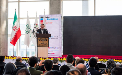 کاهش ترافیک و تضمین سلامت مردم تهران در گرو انتقال نمایشگاه‌ها