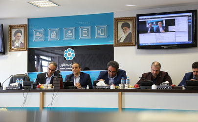 سرپرست بانک توسعه تعاون از طریق ویدئوکنفرانس با روسای ادارات شعب گفتگو کرد