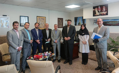 دیدار مدیرعامل بانک دی با رییس بیمارستان خاتم الانبیاء