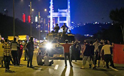 لیر ترکیه سقوط کرد/ واکنش بازارهای جهانی به کودتای ارتش ترکیه ادامه دارد 