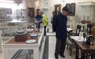 خاطره گویی سالمندان در موزه یادمان یاران