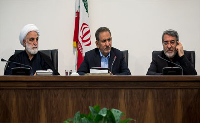 پیمانکاران ساختمان‌های نوساز و بدون استحکام باید بازخواست شوند/ سازمان تامین اجتماعی باید به کسانی که واحدهای تولیدی و افرادی که شغل آنها با مشکل مواجه شده بیمه بیکاری پرداخت کند