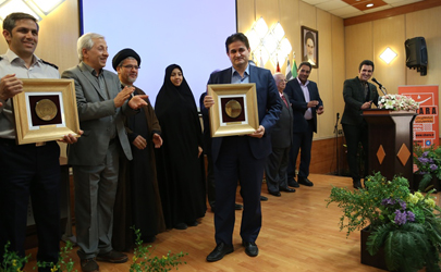 روابط عمومی بانک توسعه تعاون لوح تقدیر دریافت نمود