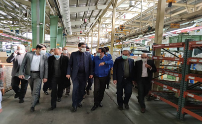آمادگی سرمایه‌گذاران فارس برای همکاری با ایران‌خودرو در تولید قطعات بدنه