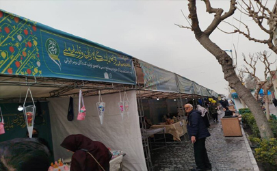 برپایی بازارچه زنان سرپرست خانوار در میدان شهدا منطقه ۱۲ 