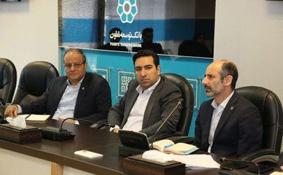 مرکز تماس بانک توسعه تعاون ظرفیتی مناسب برای ارتباط با مشتریان است
