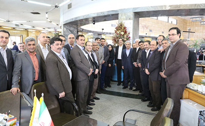 تاکید مدیرعامل بانک ملی ایران بر ارائه خدمات بهینه به مشتریان در روزهای پایان سال و ایام نوروز