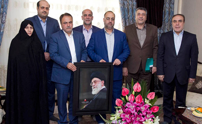 همه ما مدیون رشادت های شهدا هستیم / همه مدیران شعب استان های بانک ملت در رفع دغدغه های خانواده شهدابکوشند