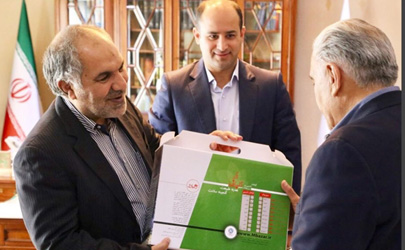 حضور رییس فدراسیون بوکس در بانک قرض الحسنه رسالت