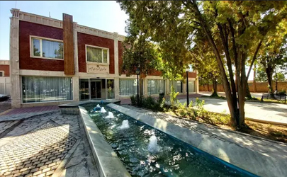 سفر و اقامتی جذاب با مهمانسرا شهرداری آباده شیراز 