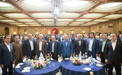 همایش نمایندگان و شبکه فروش بیمه رازی برگزار شد 